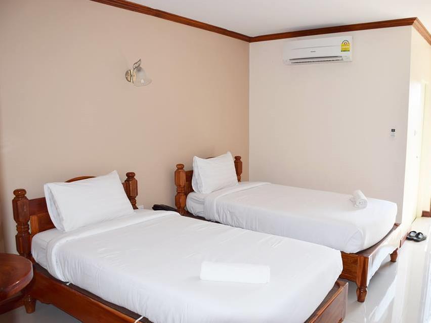 Np Residence Nakhon Phanom Esterno foto